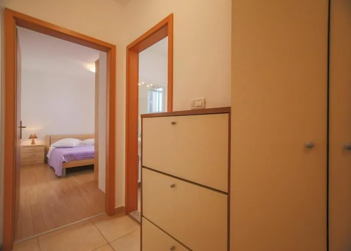 Very 4 Persons With Ac, Wifi, 879