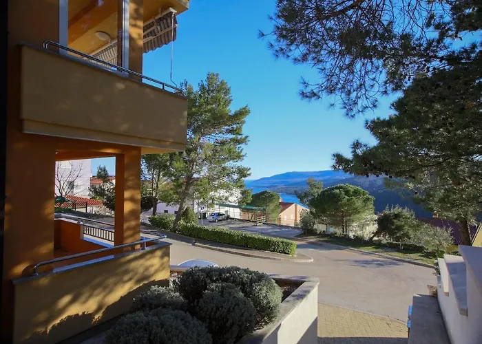 Very 4 Persons With Ac, Wifi, 879